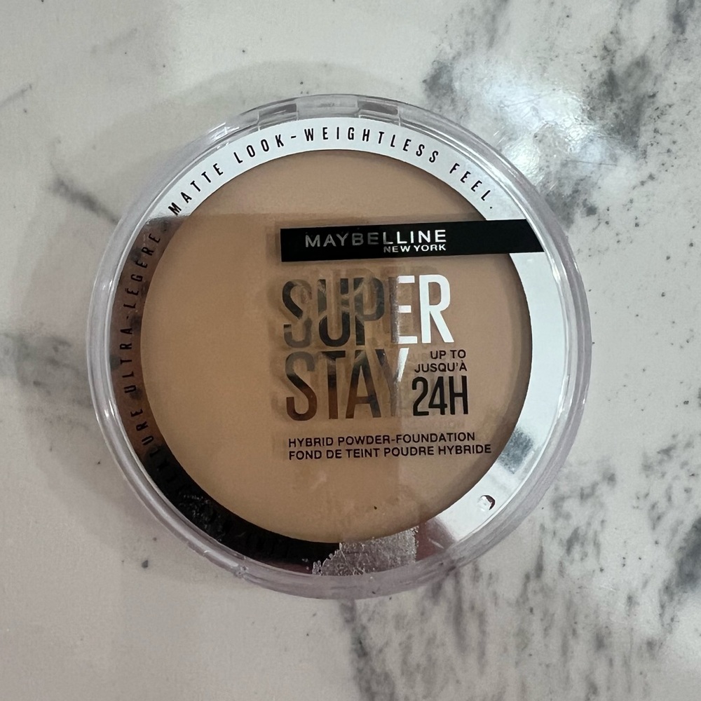 Maybelline Super Stay 24HR Hybrid Powder Foundation